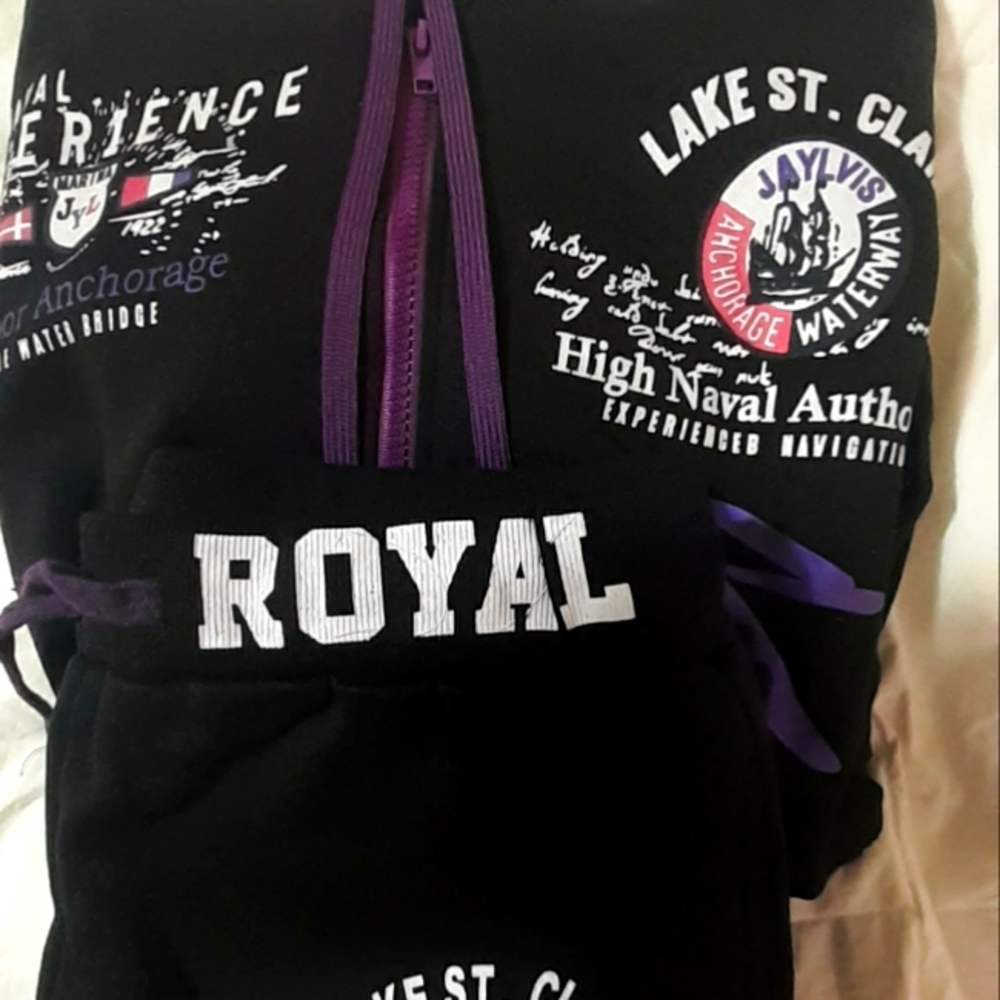 ❤ 3/$40 Brand new Womens jogger suit